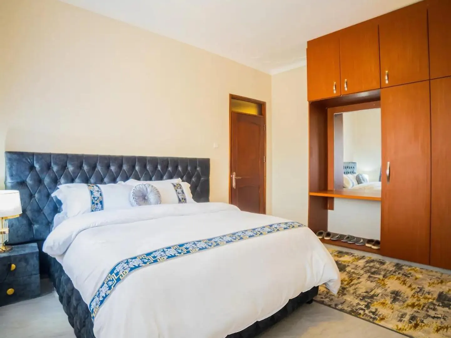 Skyview Haven Naalya Bed & Breakfast Kampala